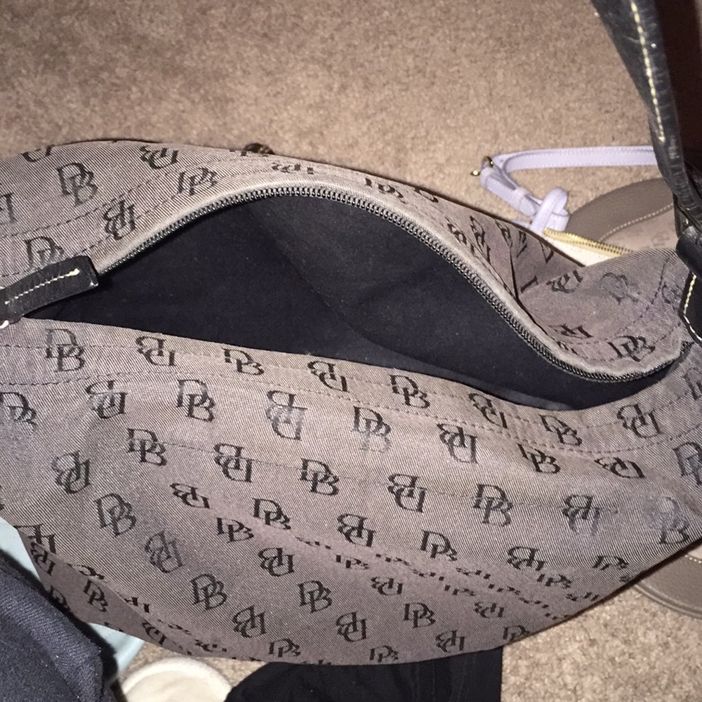 Handbag - Picture 2 of 2